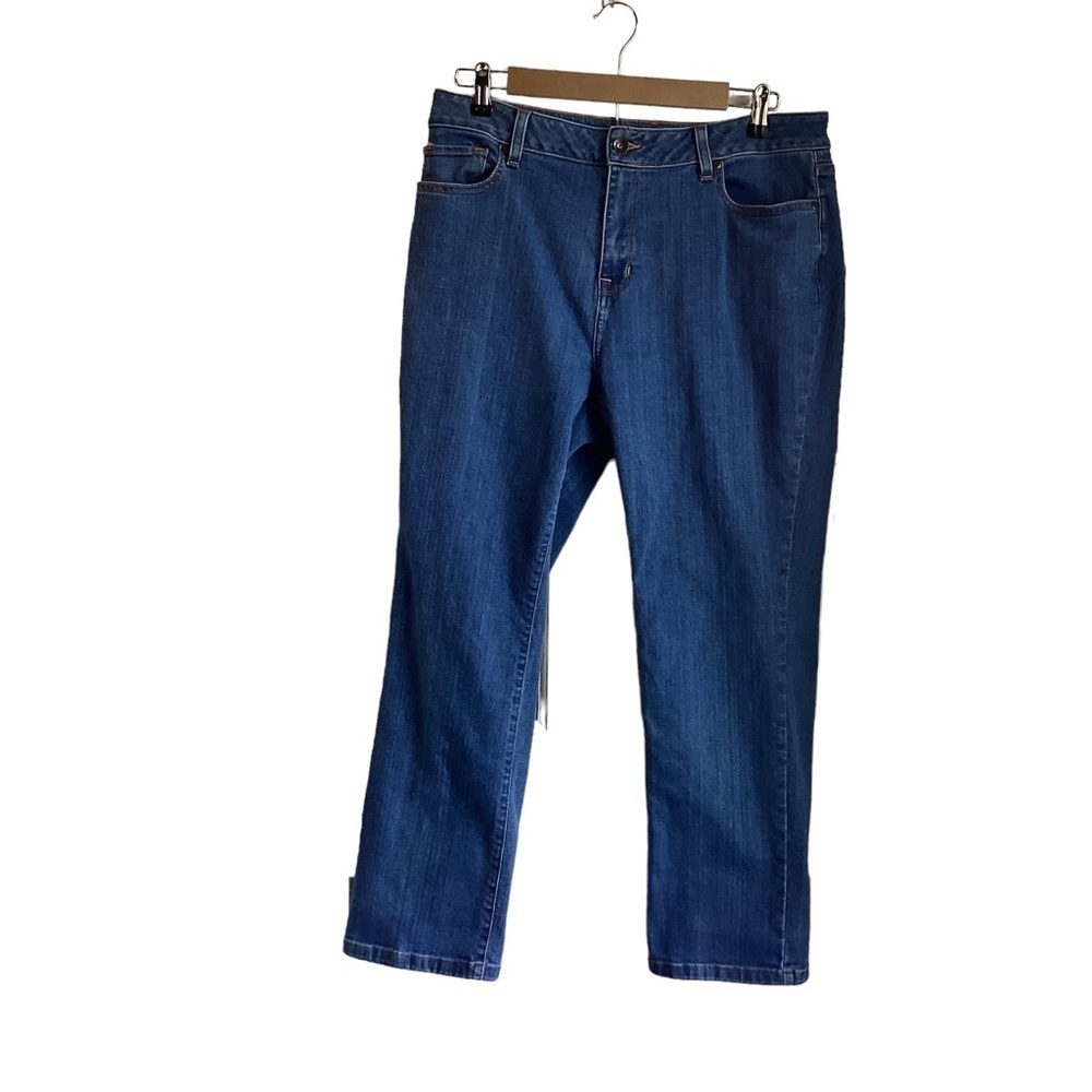 L.L. Bean Classic Fit Women’s Straight Leg Denim Jeans.  Size 14